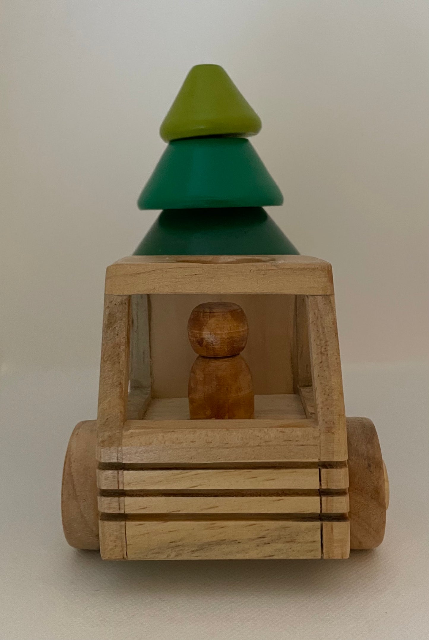 Camion en bois